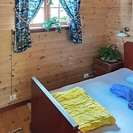 Four-bedroom In Dom wakacyjny