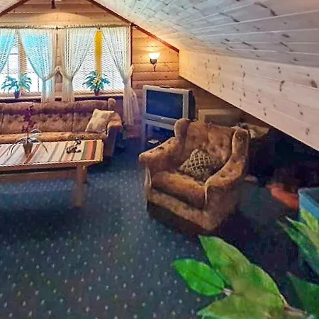 Dom wakacyjny Four-bedroom In Hundeidvik