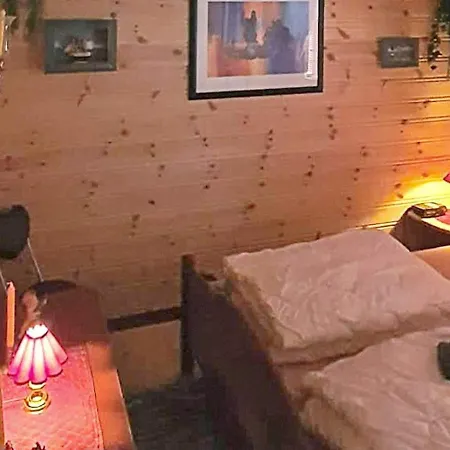 Four-bedroom In Hundeidvik