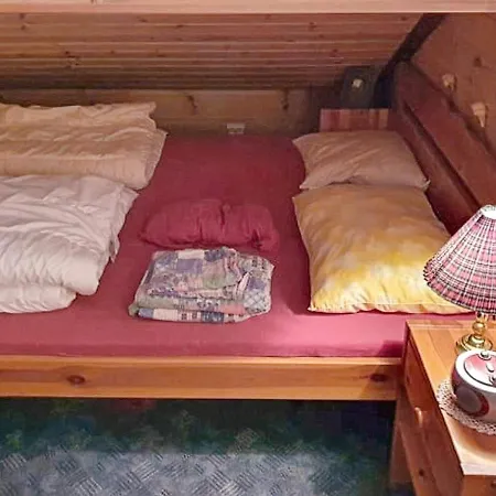 Four-bedroom In Dom wakacyjny *