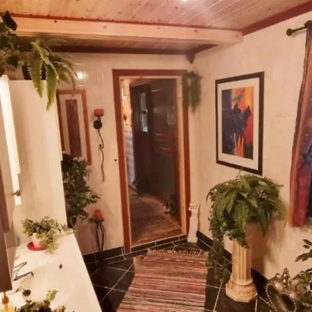 Dom wakacyjny Four-bedroom In
