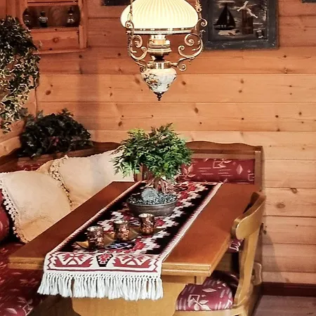 9 Person In Hundeidvik-by Traum Tatil Evi