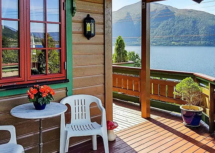 Tatil Evi 9 Person In Hundeidvik-by Traum *