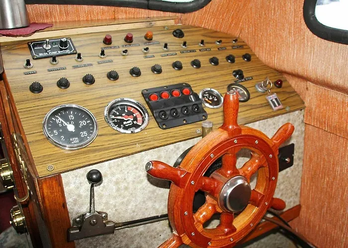 بيت للعطل 9 Person In Hundeidvik-by Traum