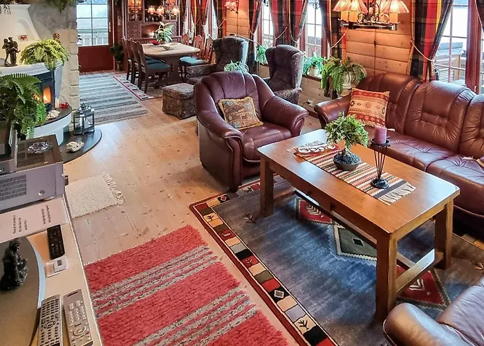 9 Person In Hundeidvik-by Traum Tatil Evi